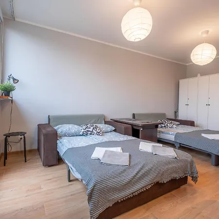 Centrum 32m2 - Przyjaciół Ziemi Kłodzkiej - Spokój, Cisza, Bliskość Atrakcji Apartamento